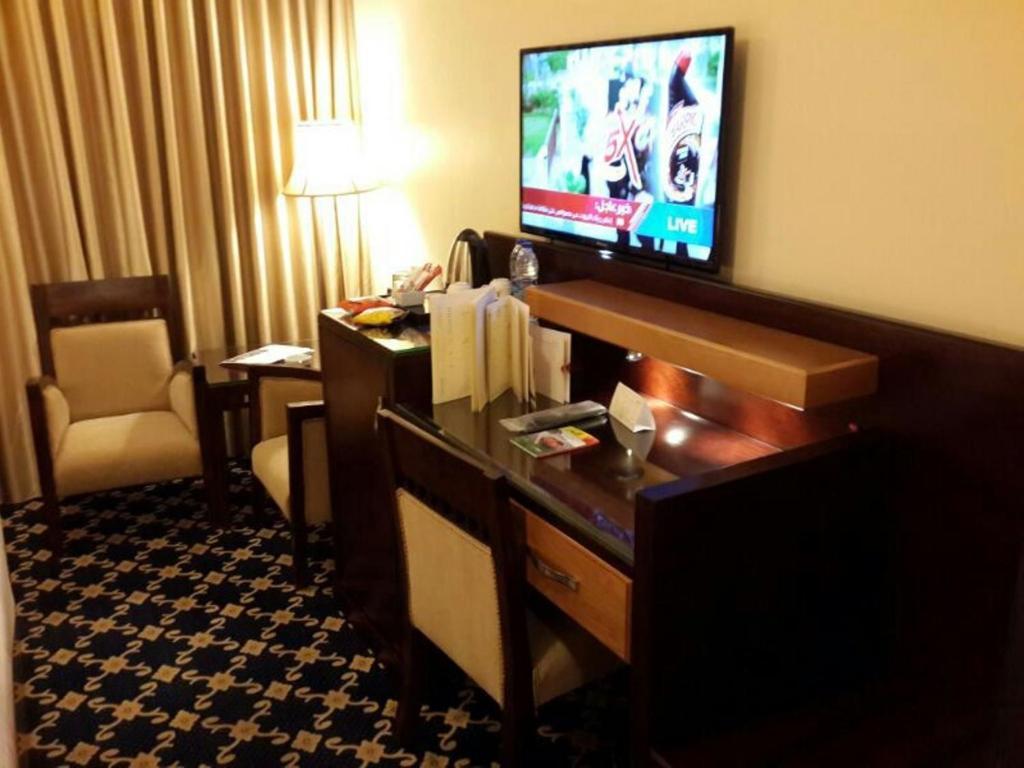 Hotel Al Thuraya 4*