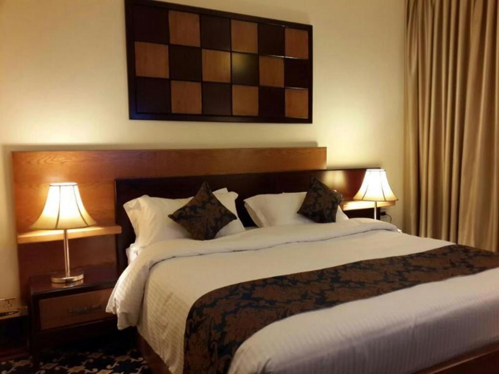 Al Thuraya Hotel